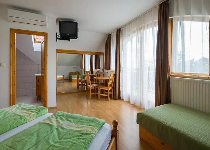 Balaton Vendeghaz Gasthof 3*